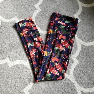 LuLaRoe | TC Christmas leggings